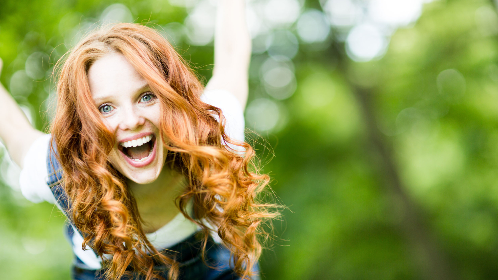 Alfa eCare - happy woman